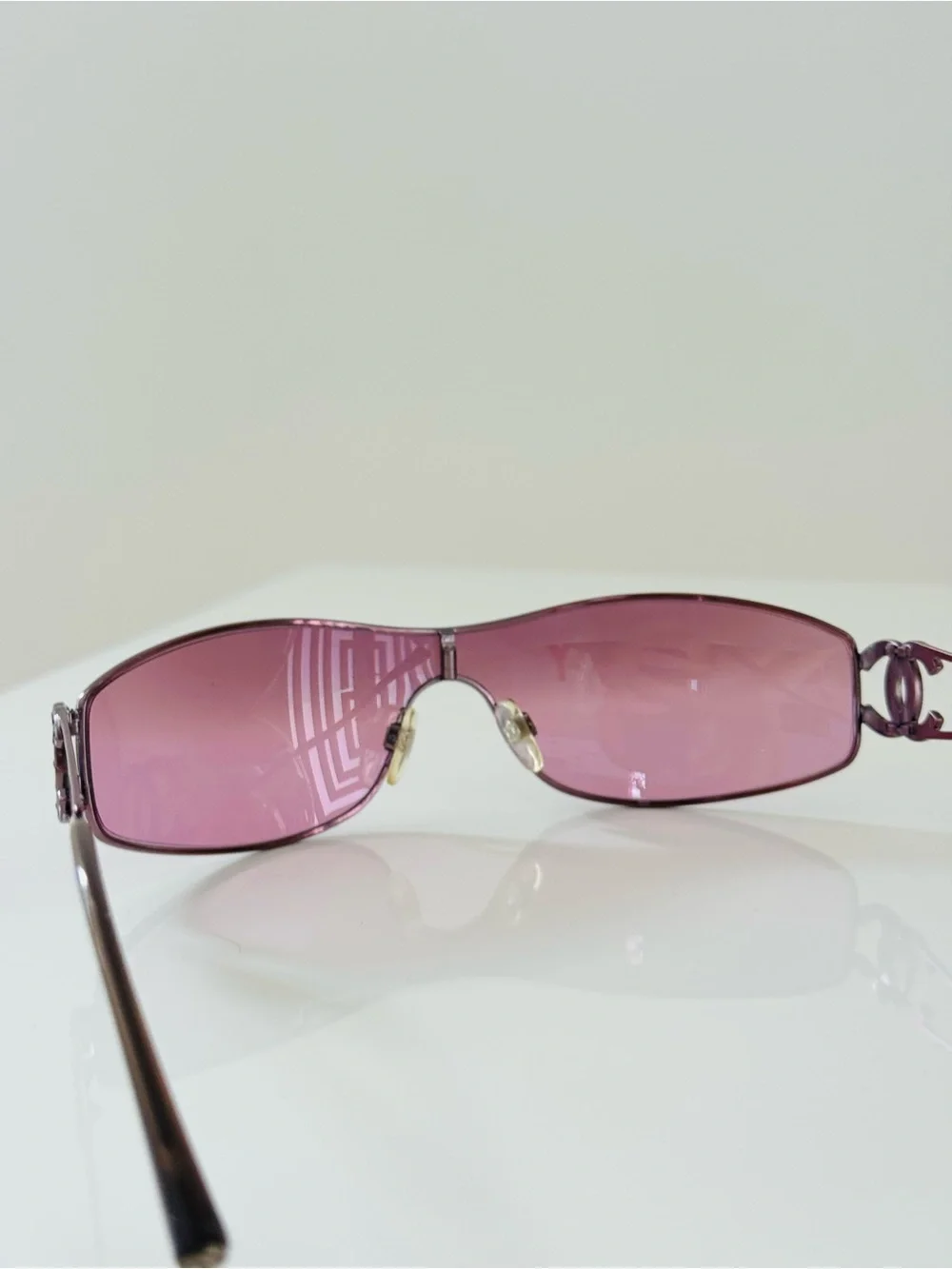 RARE 🍒 Vintage Authentic Chanel rhinestone CC sunglasses ✨
